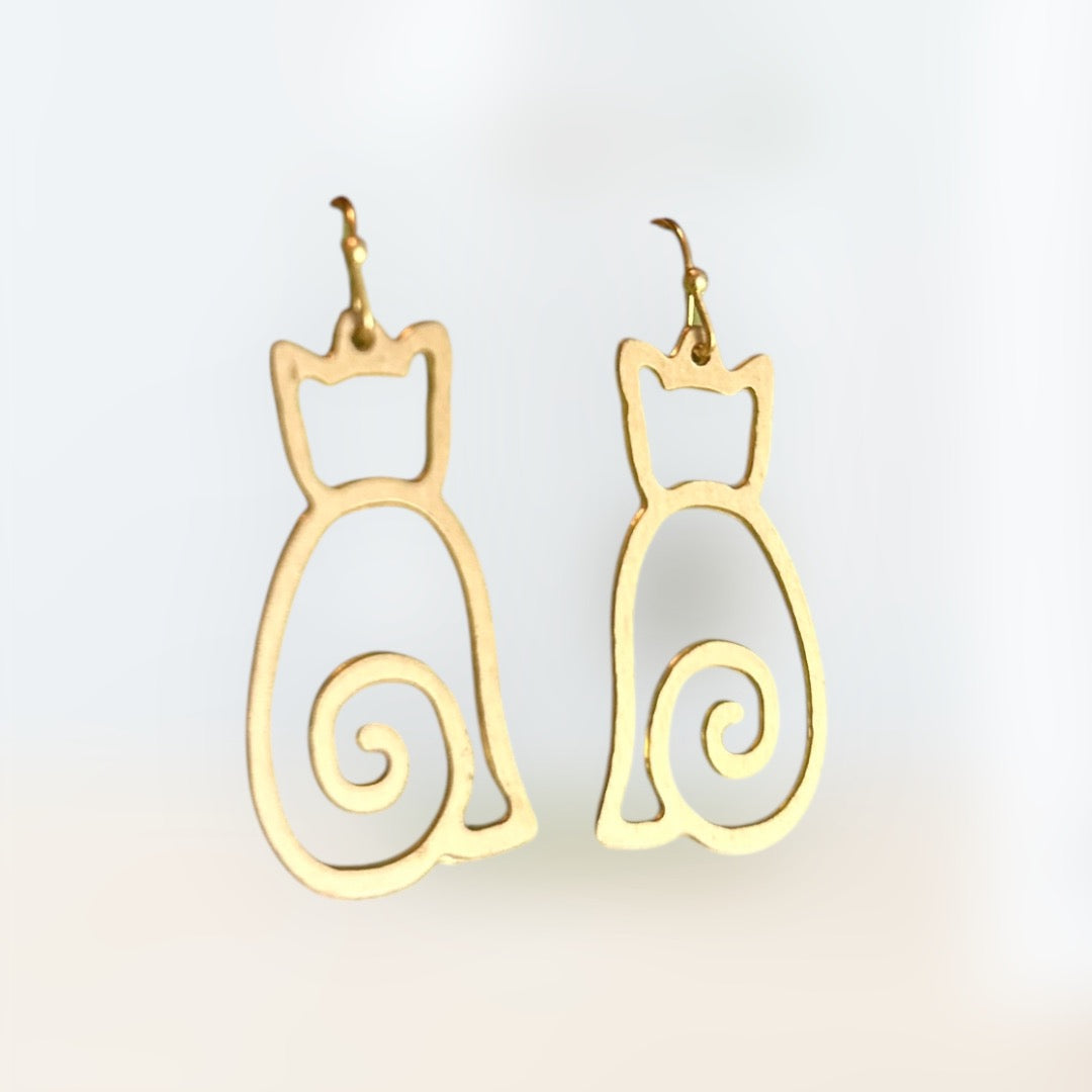 Sleek Cat Earring
