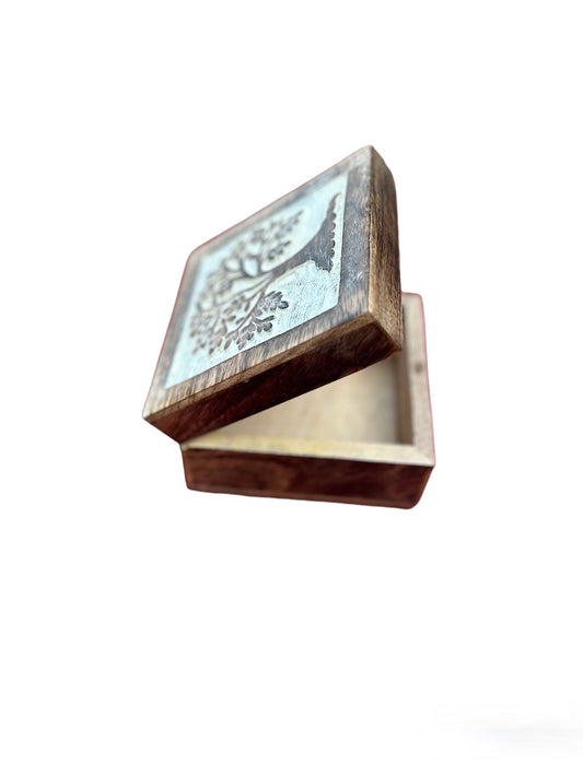 Classic Keepsake Tree Box