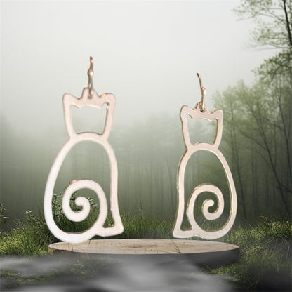 Sleek Cat Earring